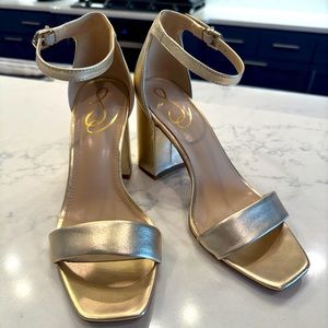 Sam Edelman DANIELLA BLOCK HEEL SANDAL Gold, size 8. Like new, worn once.